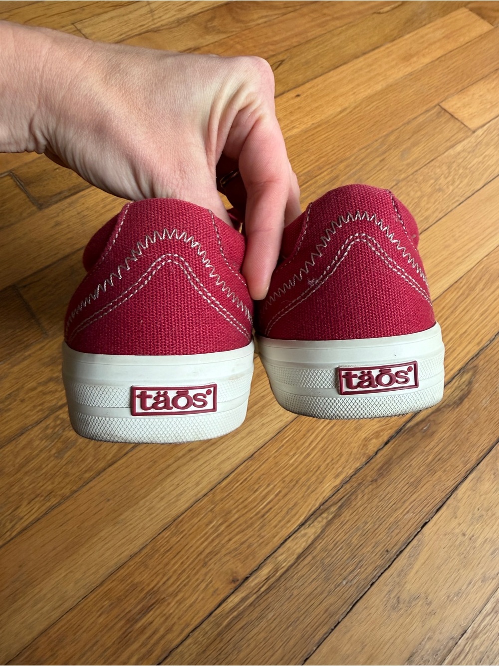 Taos red sneakers - Picture 4 of 7